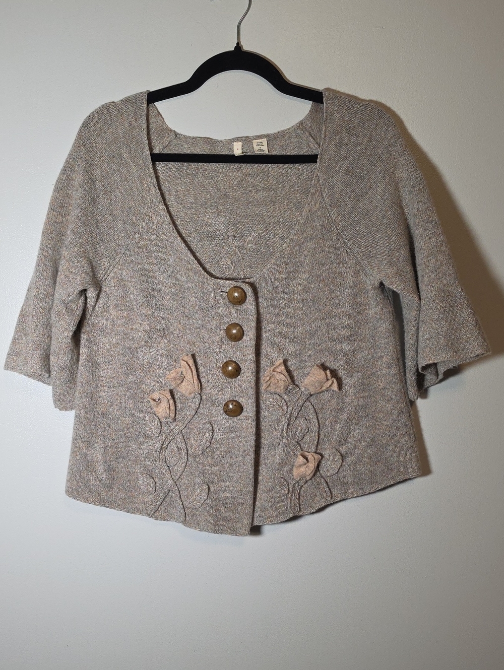 Moth Women's Beige Floral Button-Front Cardigan Sweater Embroidered Flowers